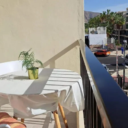 Apartment Shining Gold El Dorado With Free Parking And Wifi Playa de las Americas (Tenerife)